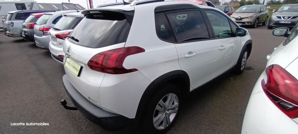 PEUGEOT 2008 1.2Li SIGNATURE